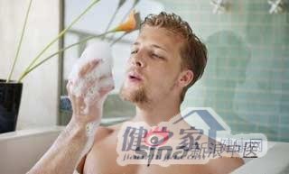 新浪中医男性养生：怎样洗澡可缓解疲乏更养生