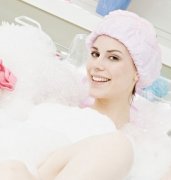 冬季洗澡留意事项 女人冬季养生保健的“必修课”