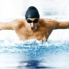 夏季游泳的注意事项 热身运动很重要