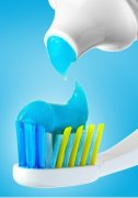 关于牙膏的学问 牙膏挤太多或可诱发口腔癌